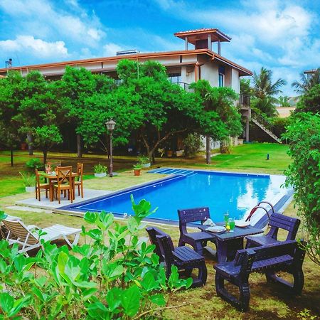 Aqua Hotel Yala Extérieur photo
